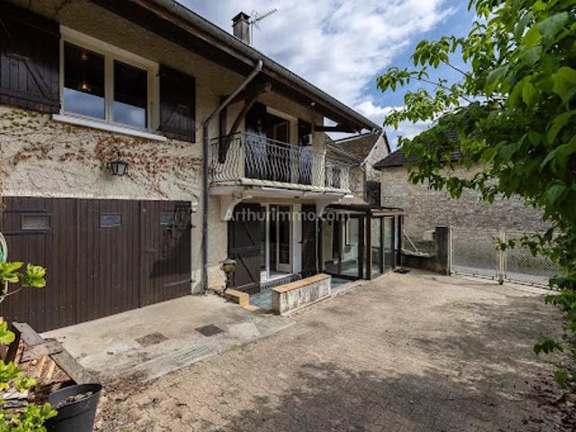 Maison vente à Belley, Groslée