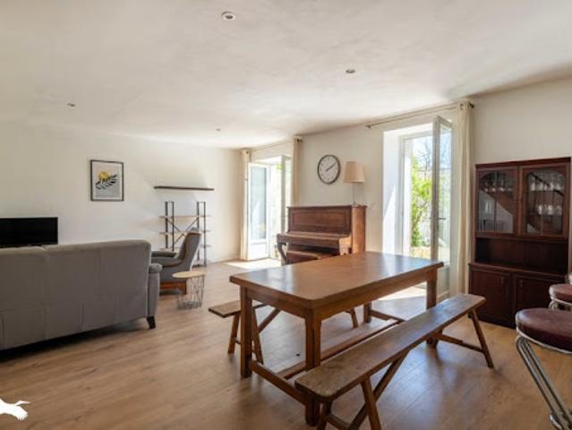 Maison vente à Angoulême, Aignes-et-puypéroux