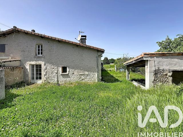 Maison vente à Le Petit Maine, Condéon