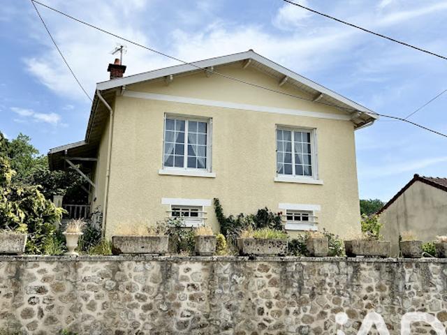 Maison vente à Rochechouart, Saint-junien