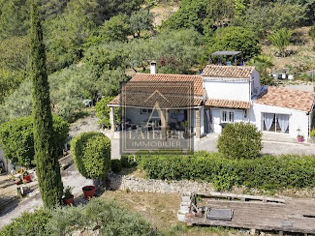 Maison vente à Arrondissement de Toulon, Solliès-toucas