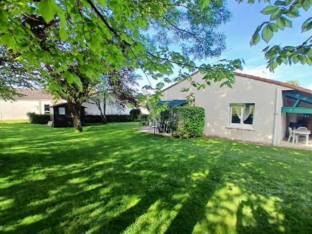 Maison vente à Saintes, Saint-georges-des-coteaux
