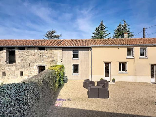 Maison vente à Saumur, Doué-la-fontaine