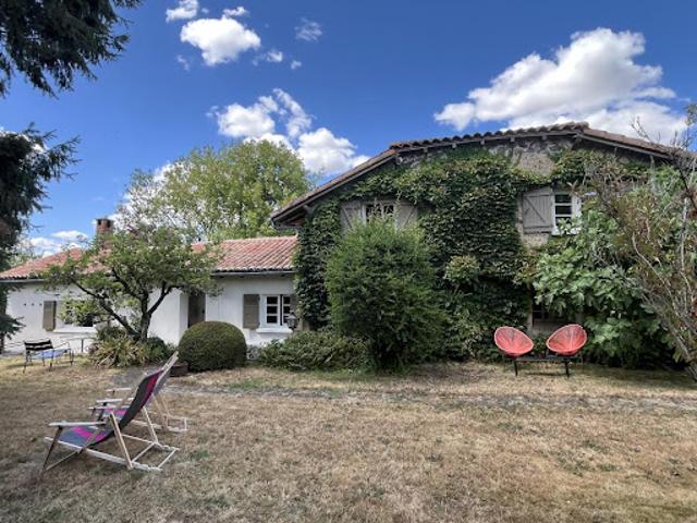 Maison vente à Confolens, Chassenon
