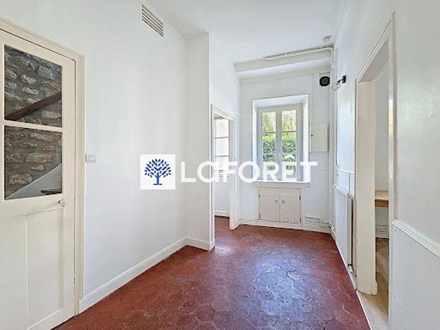 Maison vente à Saint-Germain-en-Laye, Crespières