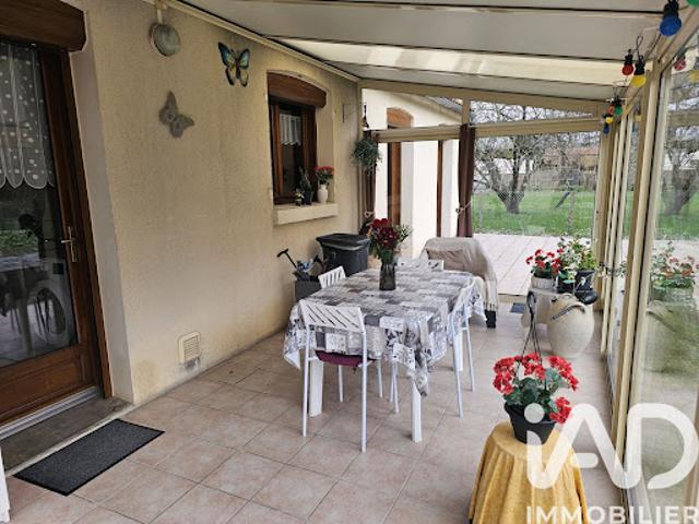 Maison vente à Saint-Jean-d'Angély, La Vergne