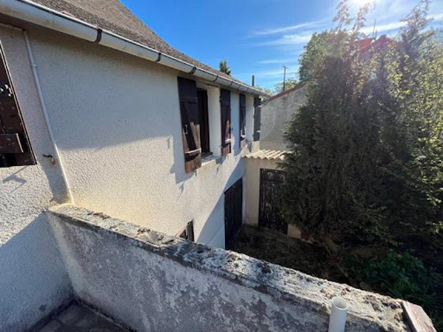 Maison vente à Saint-Amand-Montrond, Le Pondy
