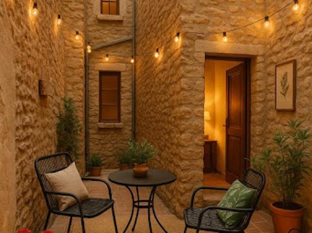 Maison vente à Orange, Baron