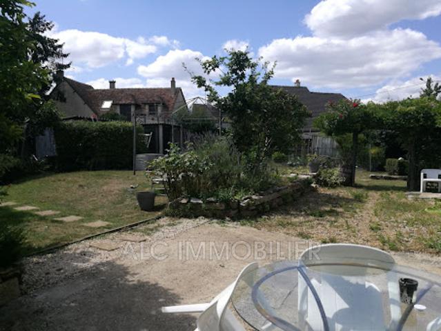 Maison vente à Les Fosses, Gesnes-le-Gandelin