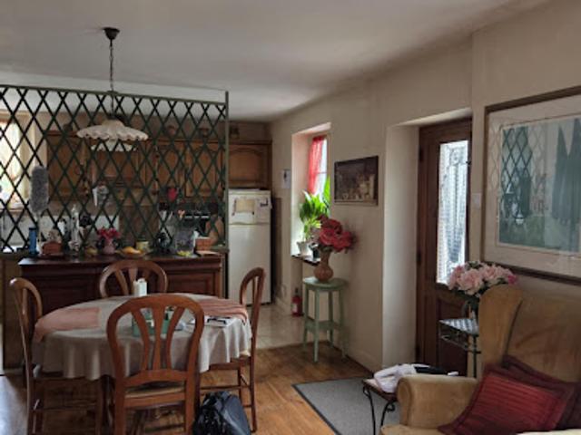 Maison vente à Figeac, Laval-de-cère