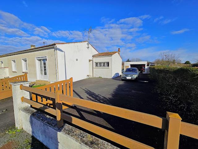 Maison vente à Rochefort, Saint-georges-du-bois
