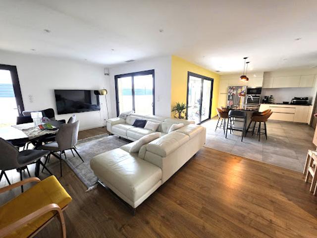 Maison vente à France métropolitaine, Saint-juéry