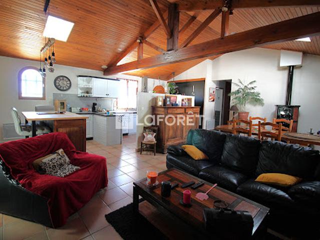 Maison vente à Nontron, La Chapelle-faucher