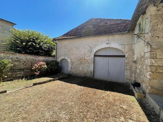 Maison vente à Périgueux, Cercles