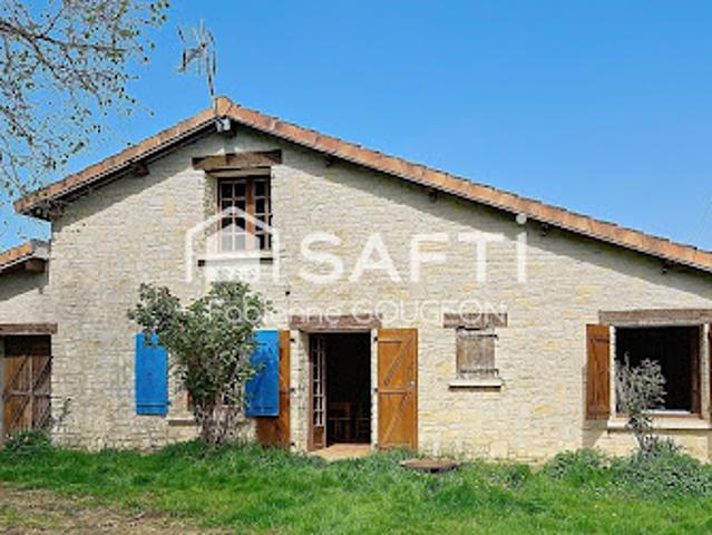 Maison vente à Confolens, Lessac