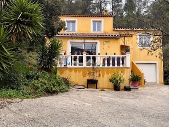 Maison vente à Arrondissement de Toulon, Solliès-toucas