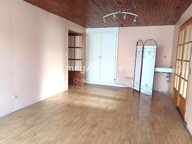 Maison vente à Châteaubernard, Dizedon Maison vente à Châteaubernard, Dizedon