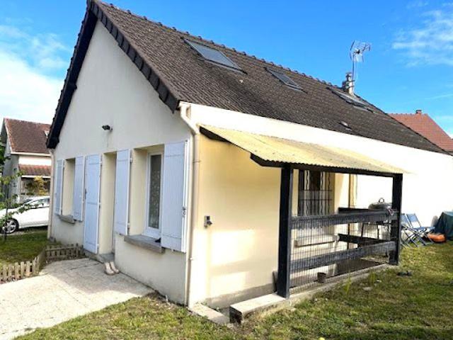 Maison vente à Pontoise, Mériel