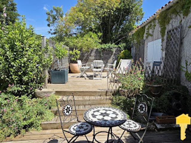 Maison vente à Saintes, Epargnes