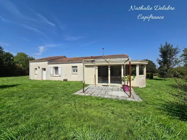 Maison vente à Parthenay, Coutières
