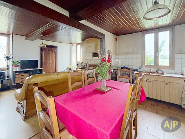 Maison vente à Saintes, Jazennes