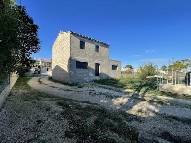 Maison vente à Avignon, Jonquerettes