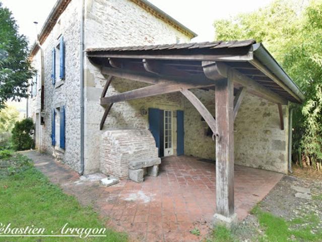 Maison vente à Penne-d'agenais, Pradèce