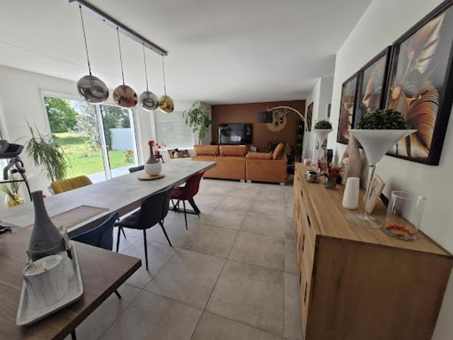 Maison vente à Saintes, Semussac