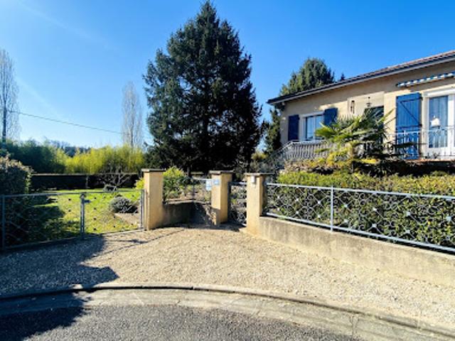 Maison vente à Anglars-Juillac, Lot