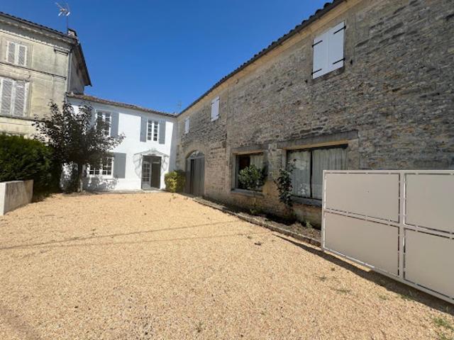 Maison vente à Saint-Jean-d'Angély, Authon-ebéon