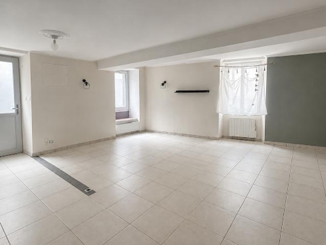 Maison vente à La Roche-sur-Yon, Mortagne-sur-sèvre