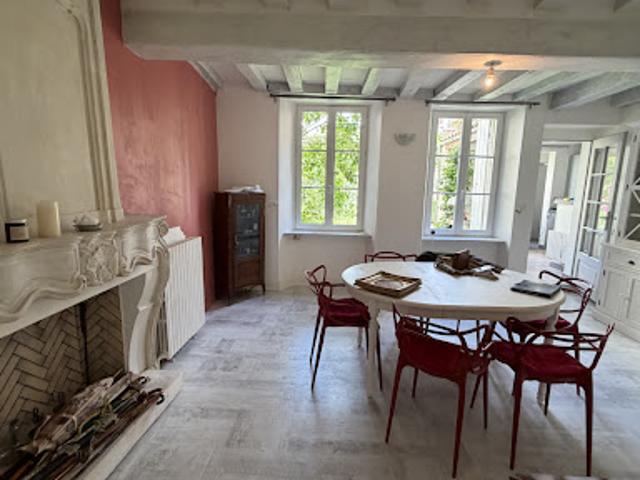 Maison vente à Saint-Jean-d'Angély, Saint-jean-d'angély
