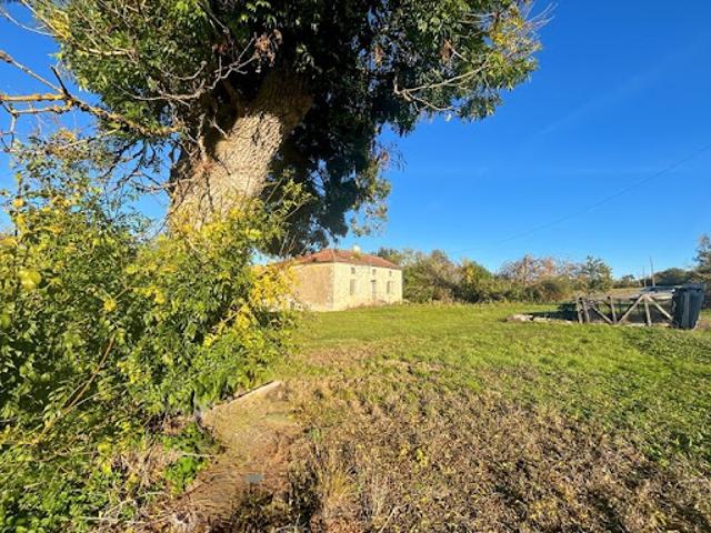 Maison vente à Condom, Plieux