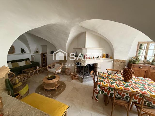 Maison vente à Carpentras, Grillon