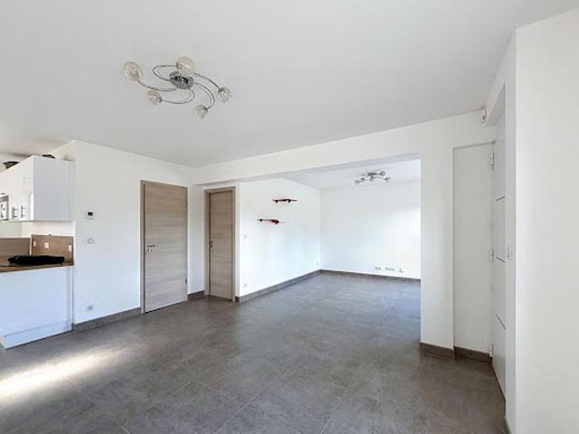 Maison vente à Miroir, Le Mans