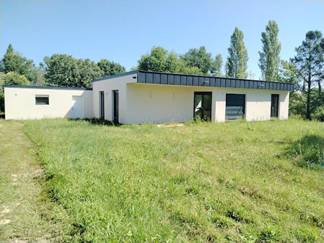 Maison vente à Zone d'activités Bernard Moulinet, Montpon-Ménestérol