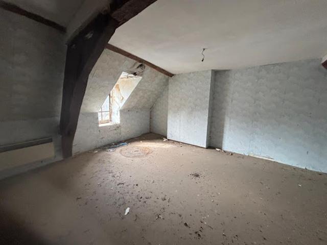 Maison vente à Montluçon, Bizeneuille