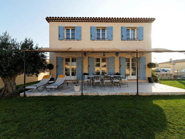 Maison vente à Arles, Maillane