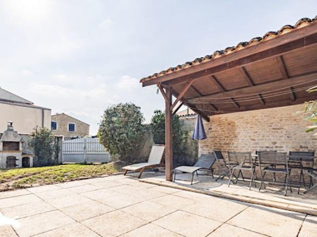 Maison vente à Saint-Jean-d'Angély, Puy-du-lac