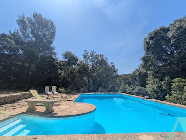 Maison vente à Arrondissement de Toulon, Le Beausset
