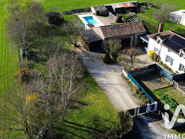 Maison vente à Montmorillon, Moussac