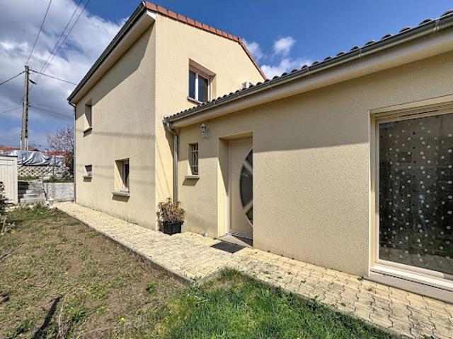 Maison vente à Riom, Volvic