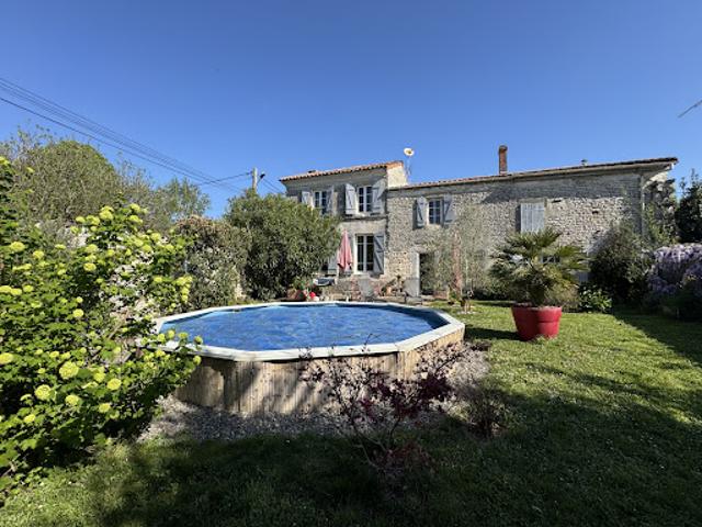 Maison vente à Courbillac, Le Pont d'Herpes