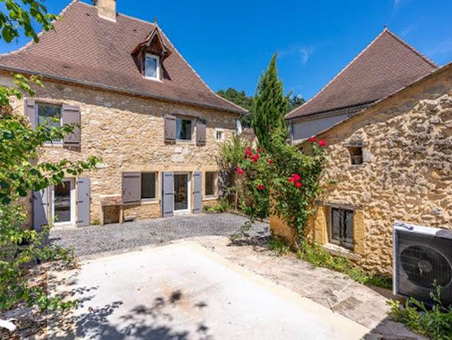 Maison vente à France métropolitaine, Couze-et-saint-front