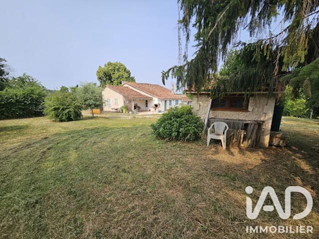 Maison vente à Confolens, Les Pins