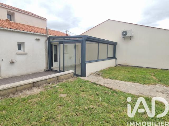 Maison vente à Rochefort, Genouillé