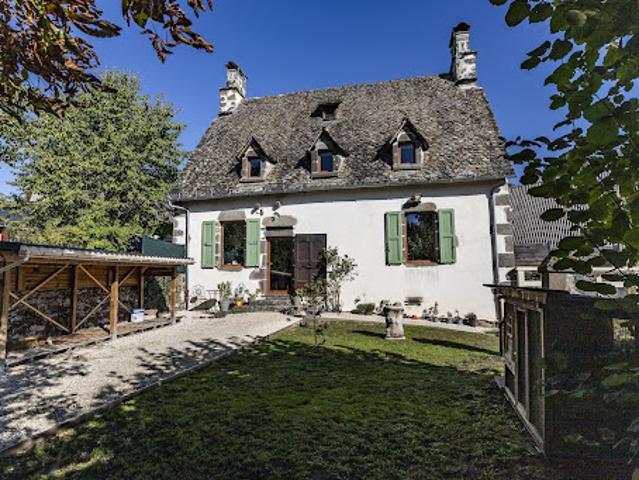 Maison vente à Mauriac, Saint-martin-cantalès