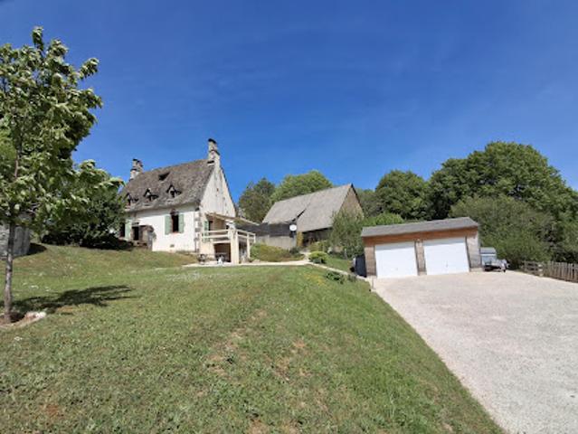 Maison vente à Mauriac, Saint-martin-cantalès