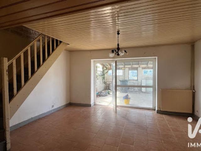 Maison vente à Confolens, Courcôme