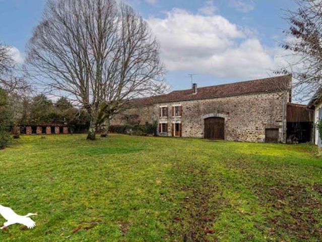 Maison vente à Angoulême, Montbron